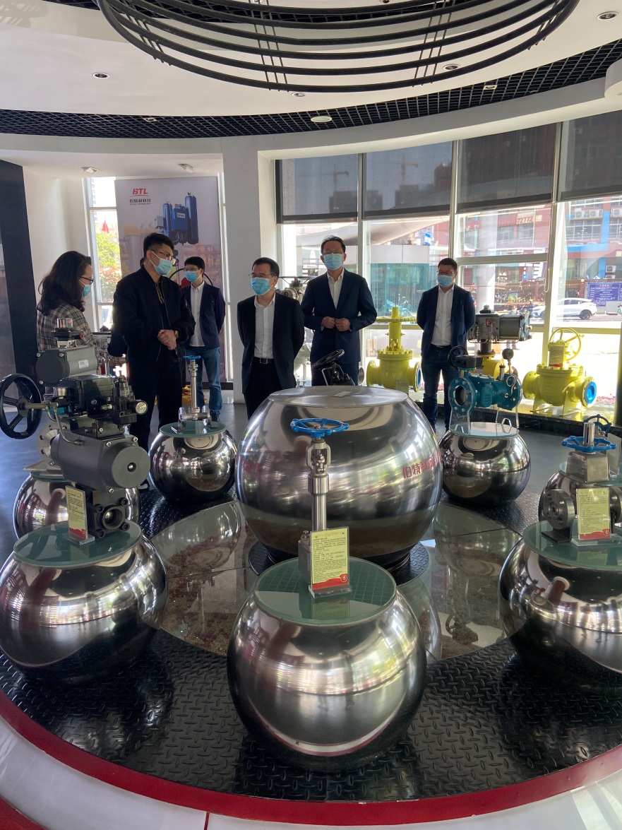 县人大开展泵阀产业高质量发展议案调研